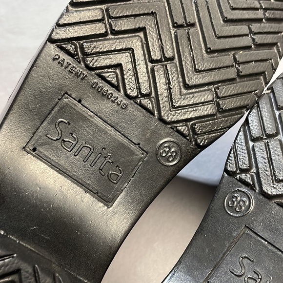 Sanita Women’s Clogs Slip-On Closed Back Leather Upper Size 38 Used PreOwned - Picture 17 of 17